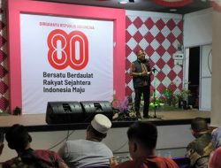 WaliKota Tak Lelah Sambangi Warga di Malam Puncak